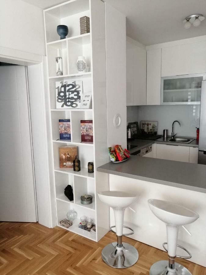 Modern Sarajevo Apartment Екстериор снимка